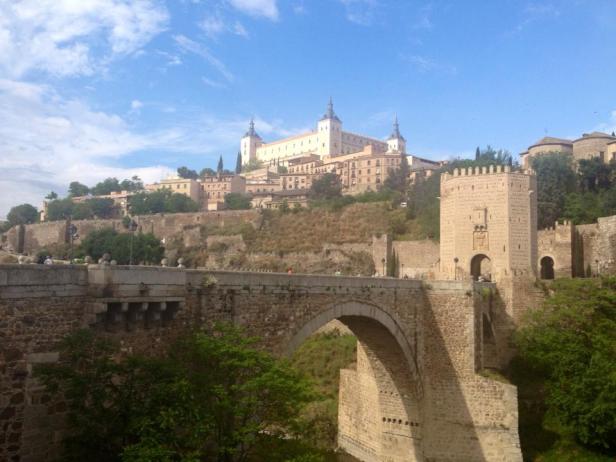 923118_10151485568334475_1394041772_n